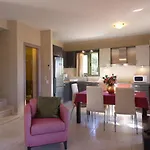 Villa Nireaus