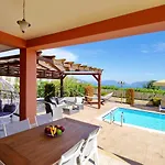 Nireaus Villa